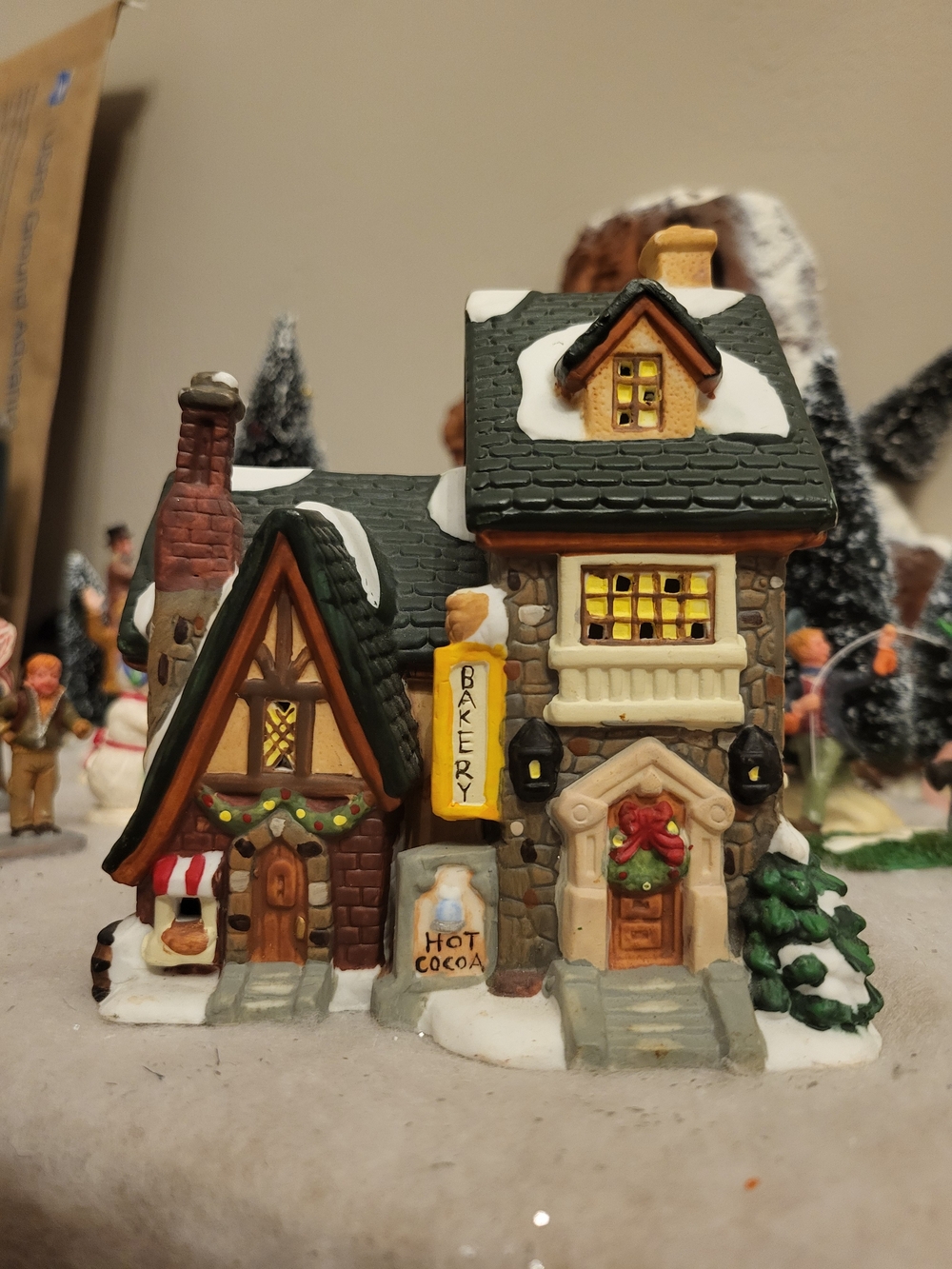 Lighted Ceramic Christmas Village Bakery & Hot Cocoa Shop House (5.5")